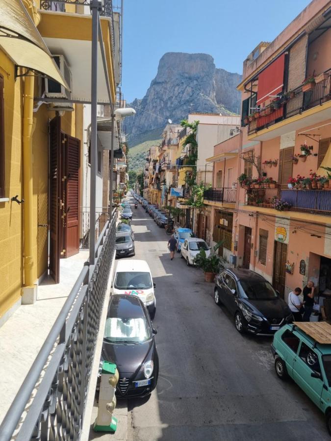 Appartement L'Angolo Dei Barcaioli à Palerme Extérieur photo